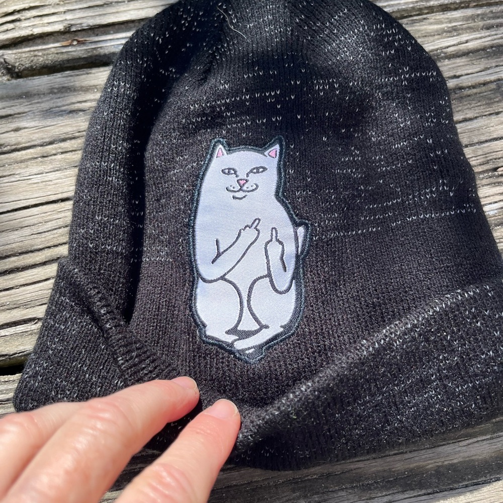Black Knit Beanie with Cat Patch Womens size - Picture 2 of 3